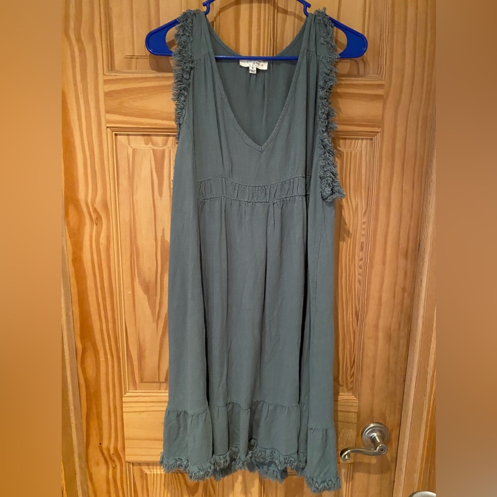 Women's Sleeveless Green Dress